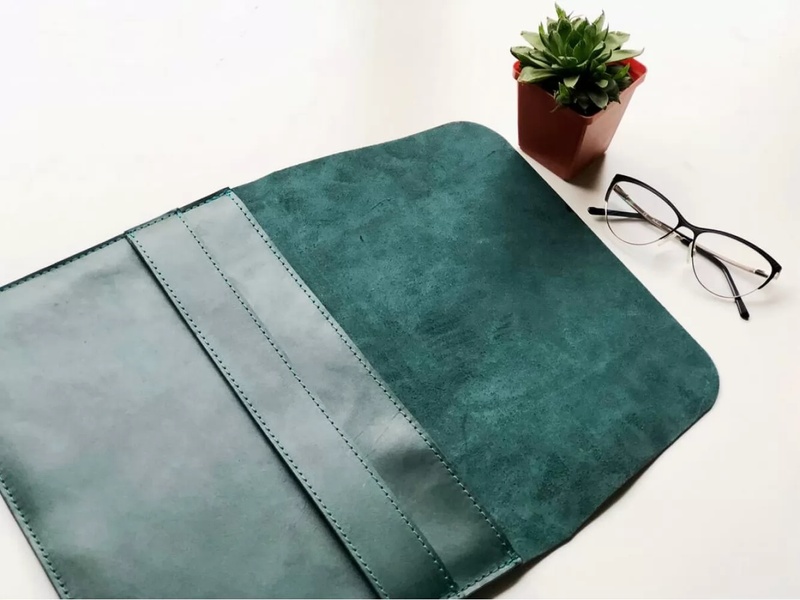 Кожаный Чехол для ноутбука Sleeve зеленый 16 LC04GR-16 фото