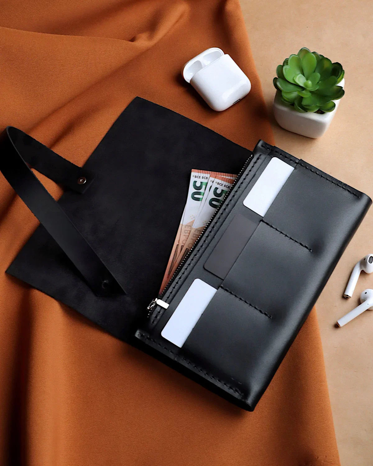 Жіночий гаманець з гладкої шкіри | Venezia