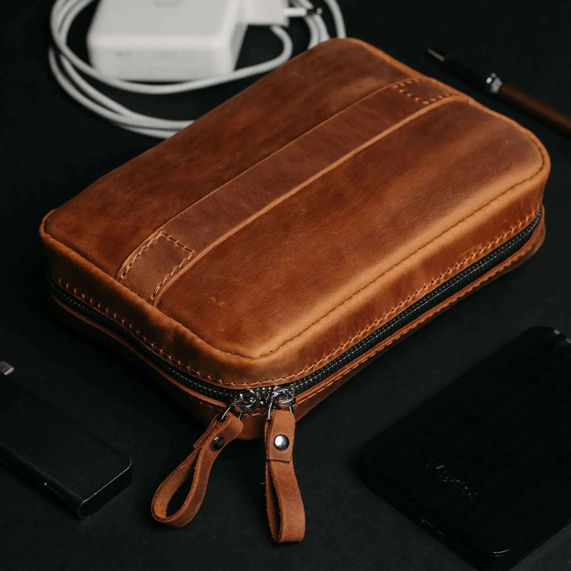 Leather Organizer for Cables & Tech | Cognac - Skin and Skin