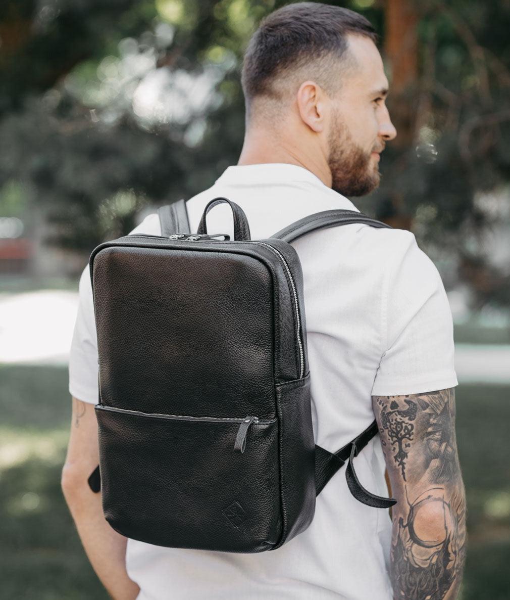 Рюкзак Nomad у зернистій шкірі – для ноутбуків 15.6/17''