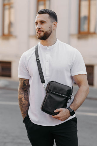 Чоловіча сумка через плече із зернистої шкіри | Weasy, фото 3 — Skin&Skin