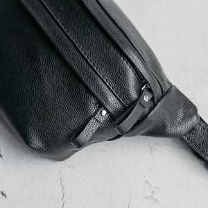 Leather Waist Bag with Zipper | Grainy Black - Skin and Skin