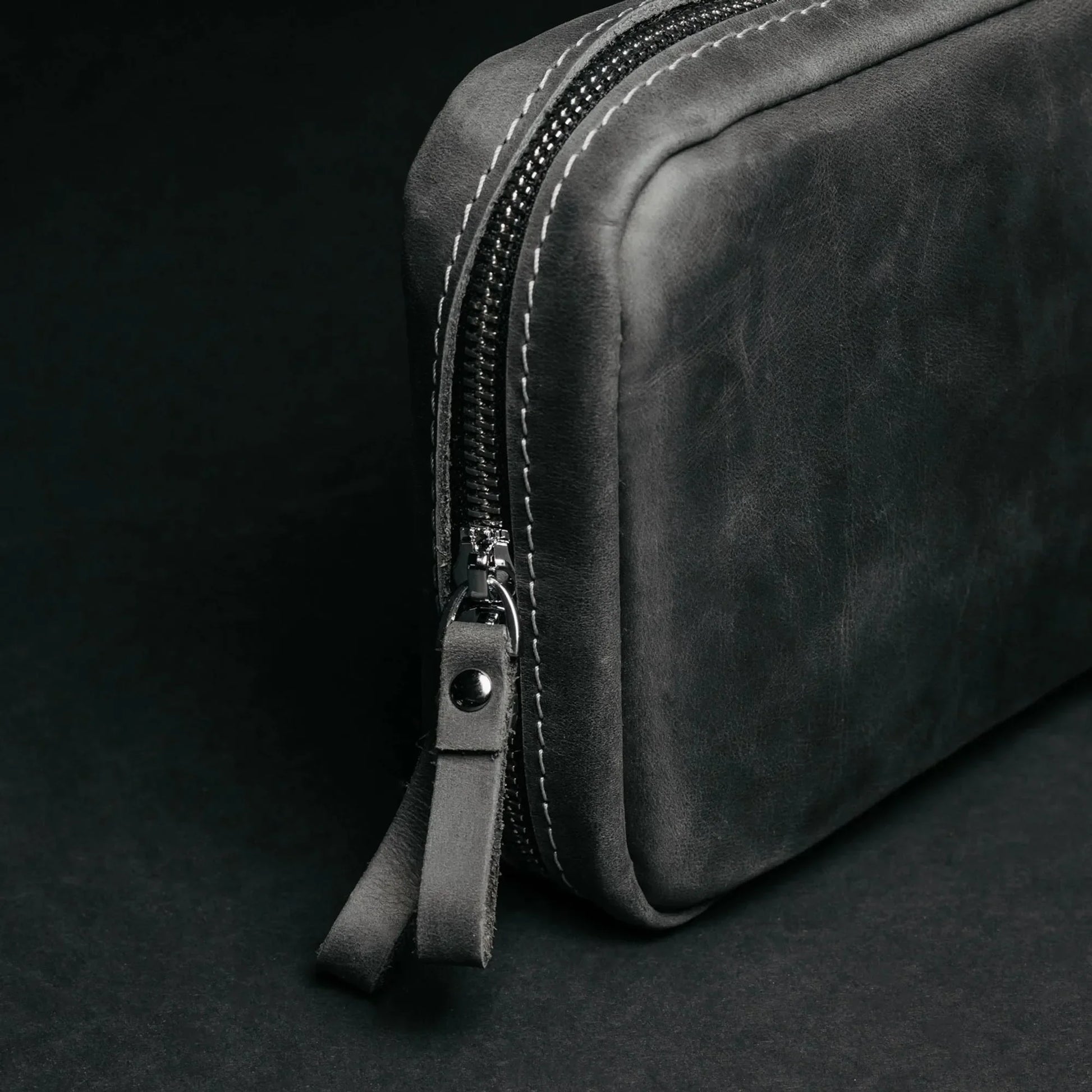 Leather Organizer for Cables & Tech | Smoky Grey - Skin and Skin