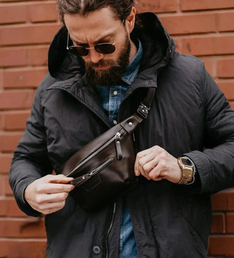 Поясна сумка Bum Bag з класичної шкіри для жінок та чоловіків, фото 15 — Skin&Skin