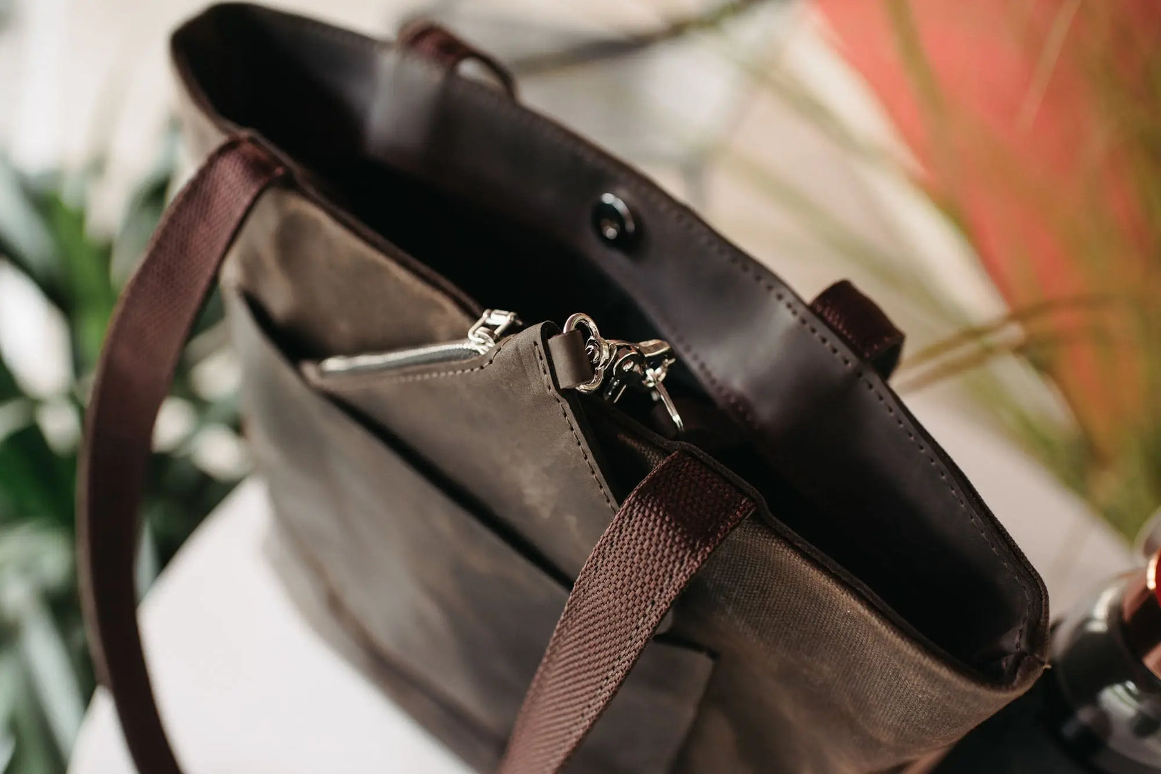 Жіноча сумка Tote із вощеного канвасу та натуральної шкіри, фото 14 — Skin&Skin