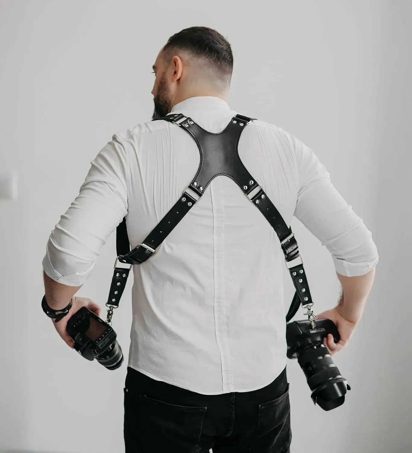 Розвантажувальний шкіряний ремінь для фотографа на 2 камери, фото 2 — Skin&Skin