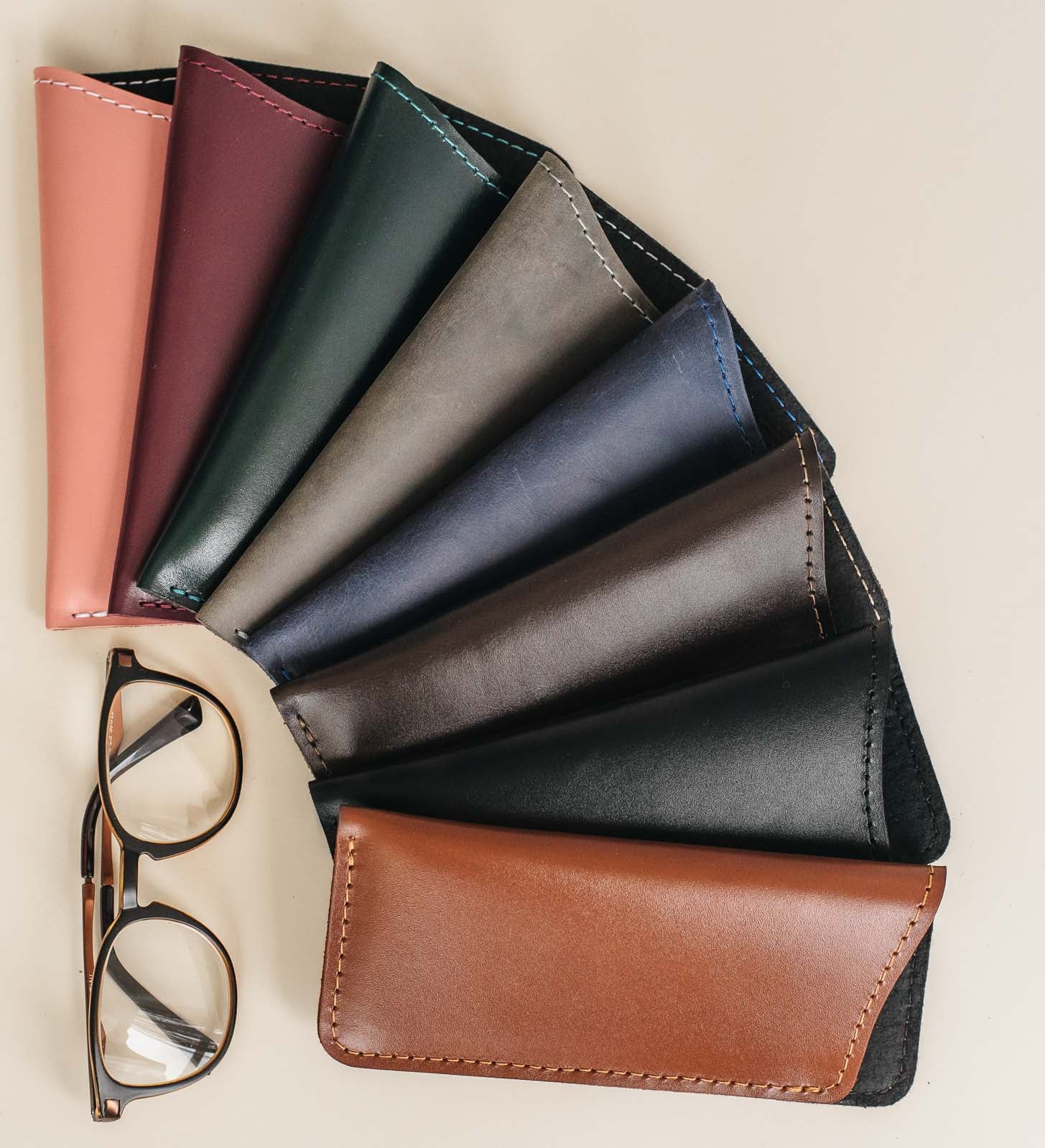 Шкіряний чохол для окулярів з легким доступом