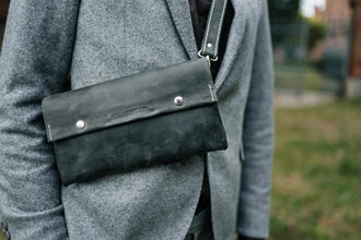 Поясна чоловіча сумка Crossbody M із натуральної шкіри, фото 33 — Skin&Skin