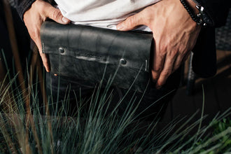Поясна чоловіча сумка Crossbody M із натуральної шкіри, фото 38 — Skin&Skin