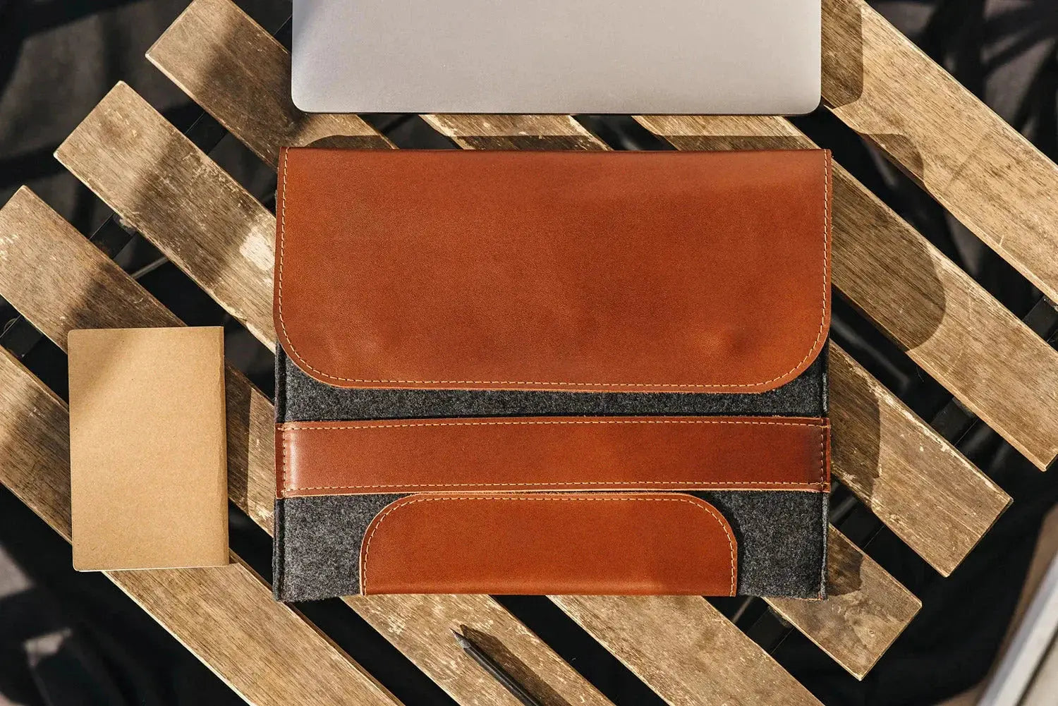 Чохол для MacBook із гладкої шкіри та повсті | Holder, фото 12 — Skin&Skin