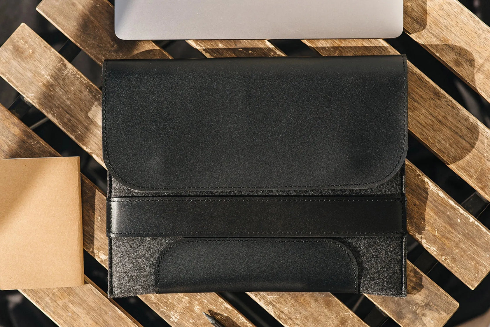 Чохол для MacBook із гладкої шкіри та повсті | Holder, фото 5 — Skin&Skin