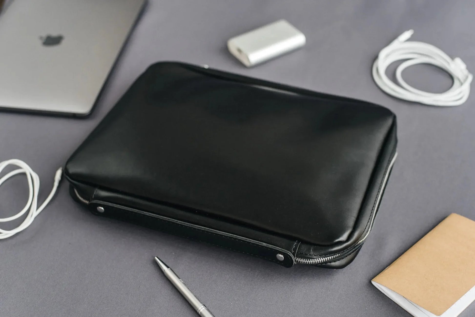 Leather A4 Tech Folio Organizer | Black - Skin and Skin