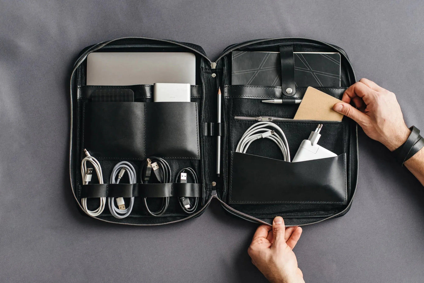 Leather A4 Tech Folio Organizer | Black - Skin and Skin