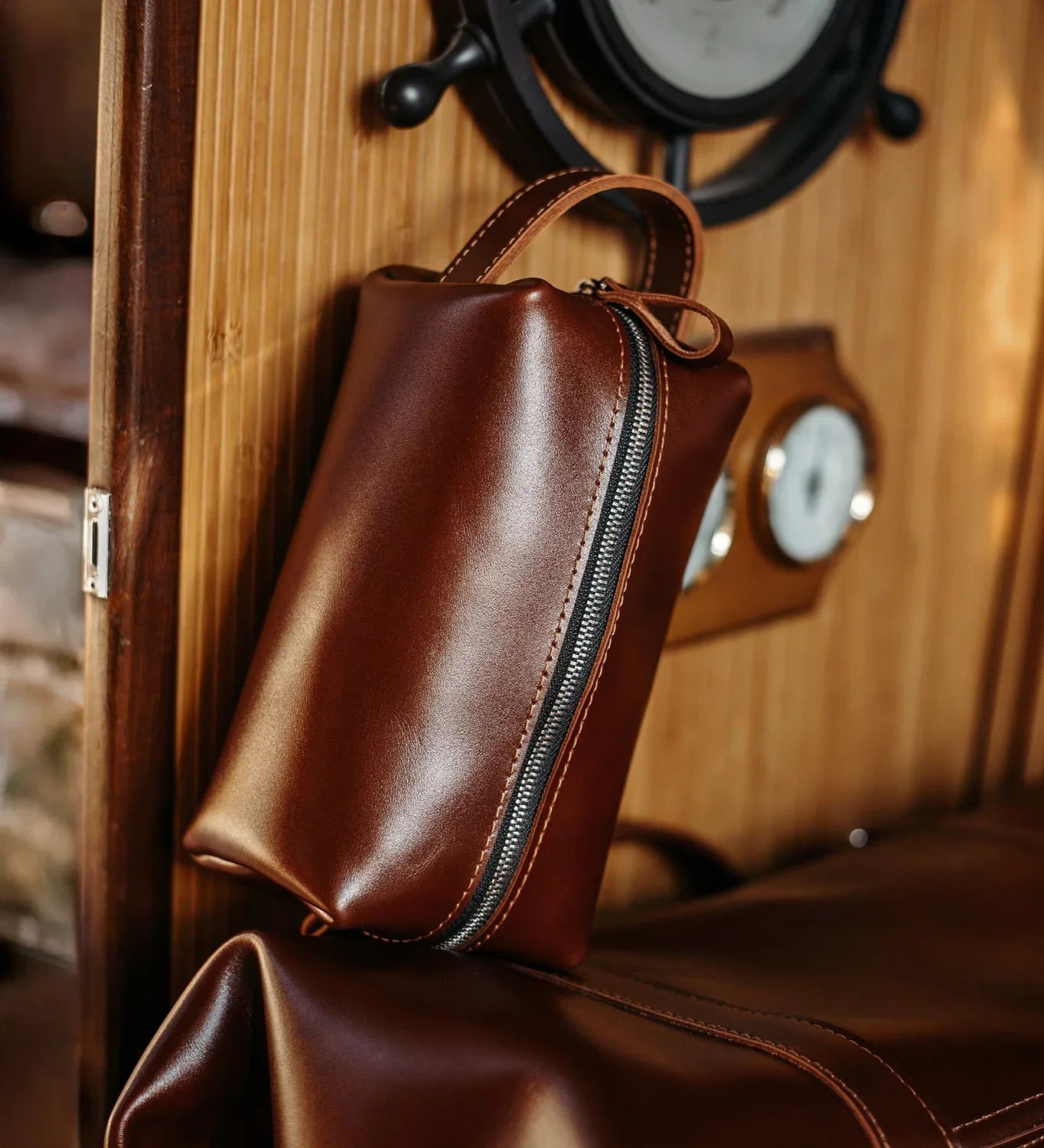 Дорожній несесер з гладкої шкіри | M, L