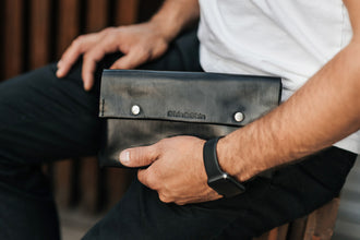 Поясна чоловіча сумка Crossbody M із натуральної шкіри, фото 6 — Skin&Skin