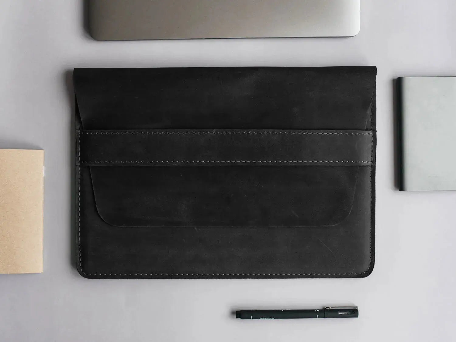Чохол-папка для MacBook з натуральної шкіри Crazy Horse | Sleeve, фото 5 — Skin&Skin