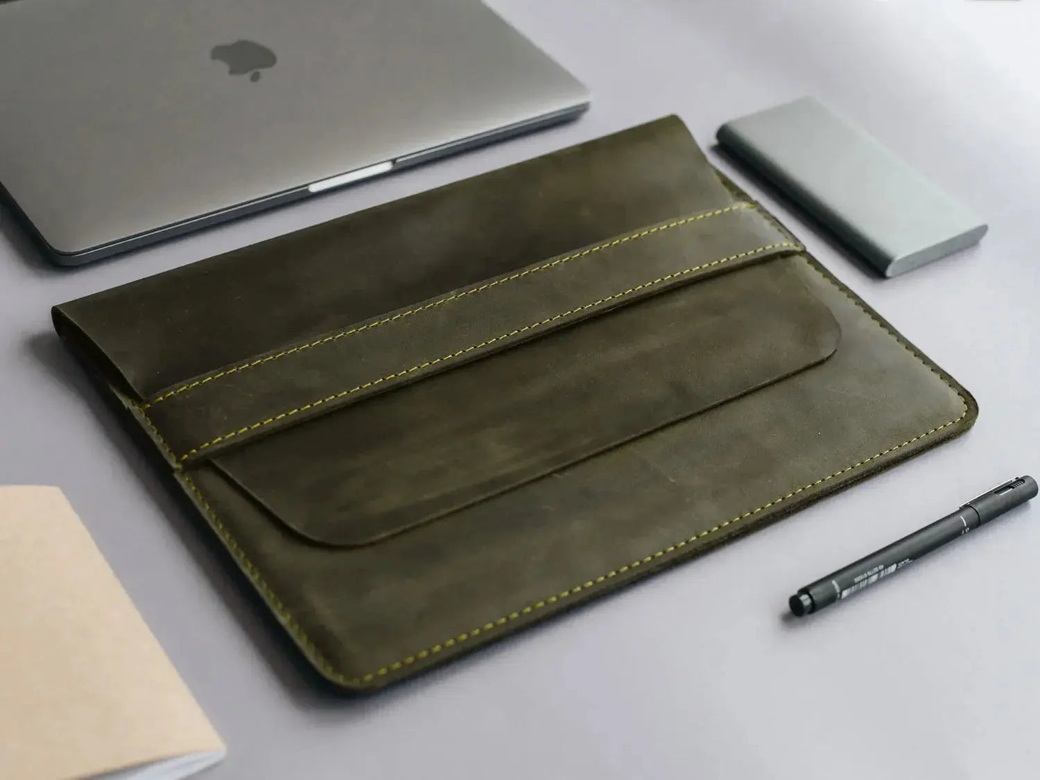 Чохол-папка для MacBook з натуральної шкіри Crazy Horse | Sleeve, фото 51 — Skin&Skin