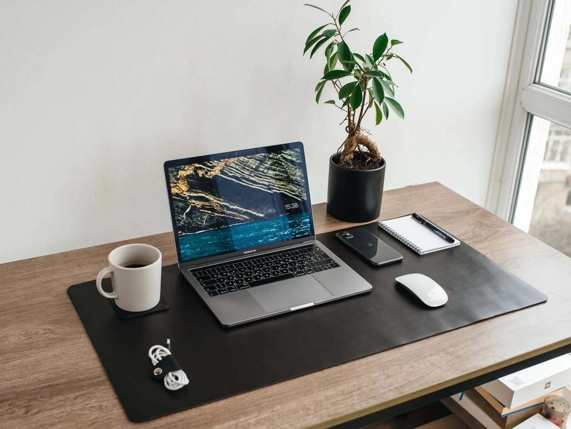 Leather Deskpad | Smooth | Black - Skin and Skin