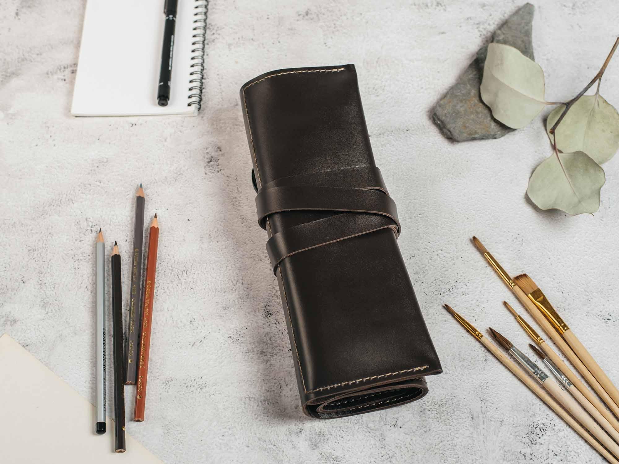 Універсальна скрутка для творчості з гладкої шкіри