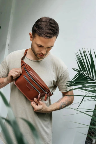 Поясна сумка Bum Bag з класичної шкіри для жінок та чоловіків, фото 34 — Skin&Skin