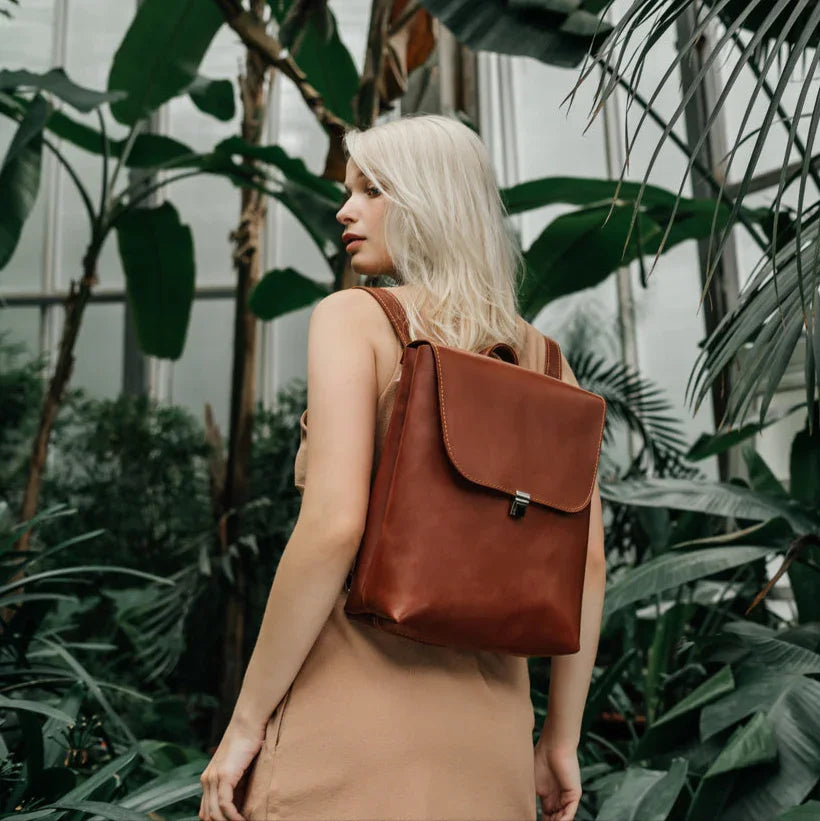 Жіночий шкіряний рюкзак Ember із замком