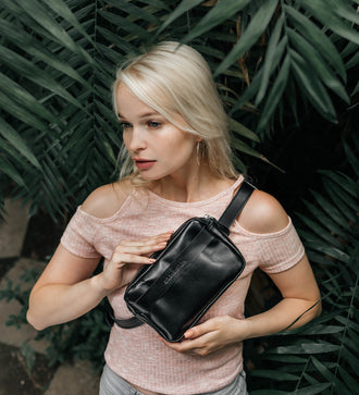 Шкіряна жіноча сумка на пояс зі знімним ремінцем | Go Bag, фото 14 — Skin&Skin