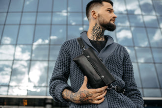 Поясна чоловіча сумка Crossbody M із натуральної шкіри, фото 5 — Skin&Skin