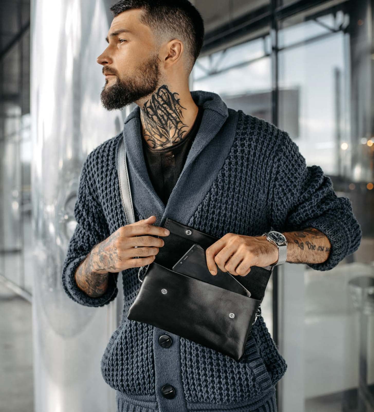 Поясна чоловіча сумка Crossbody M із натуральної шкіри, фото 3 — Skin&Skin