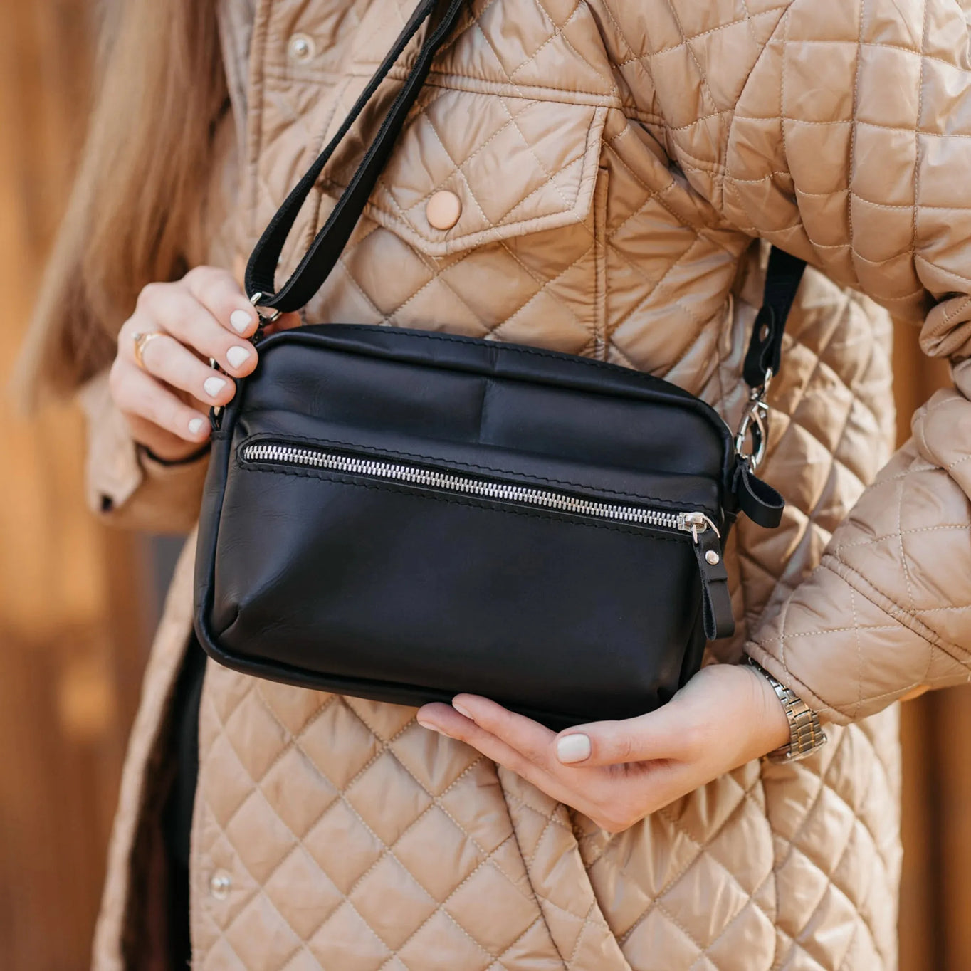 WalkBag - Leather Crossbody for Everyday | Smooth | Black - Skin and Skin
