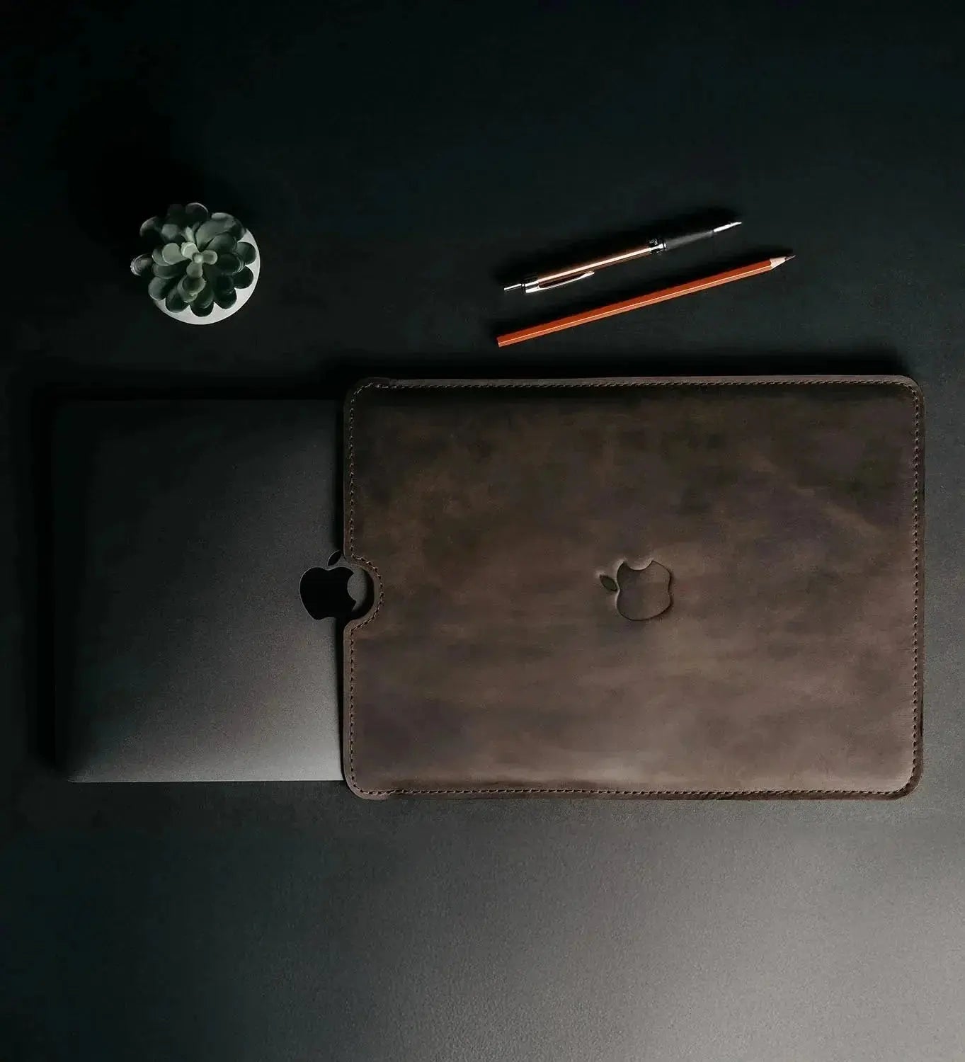 Чохол для MacBook та iPad зі шкіри Crazy Horse із вовняною підкладкою | Flatcase, фото 17 — Skin&Skin