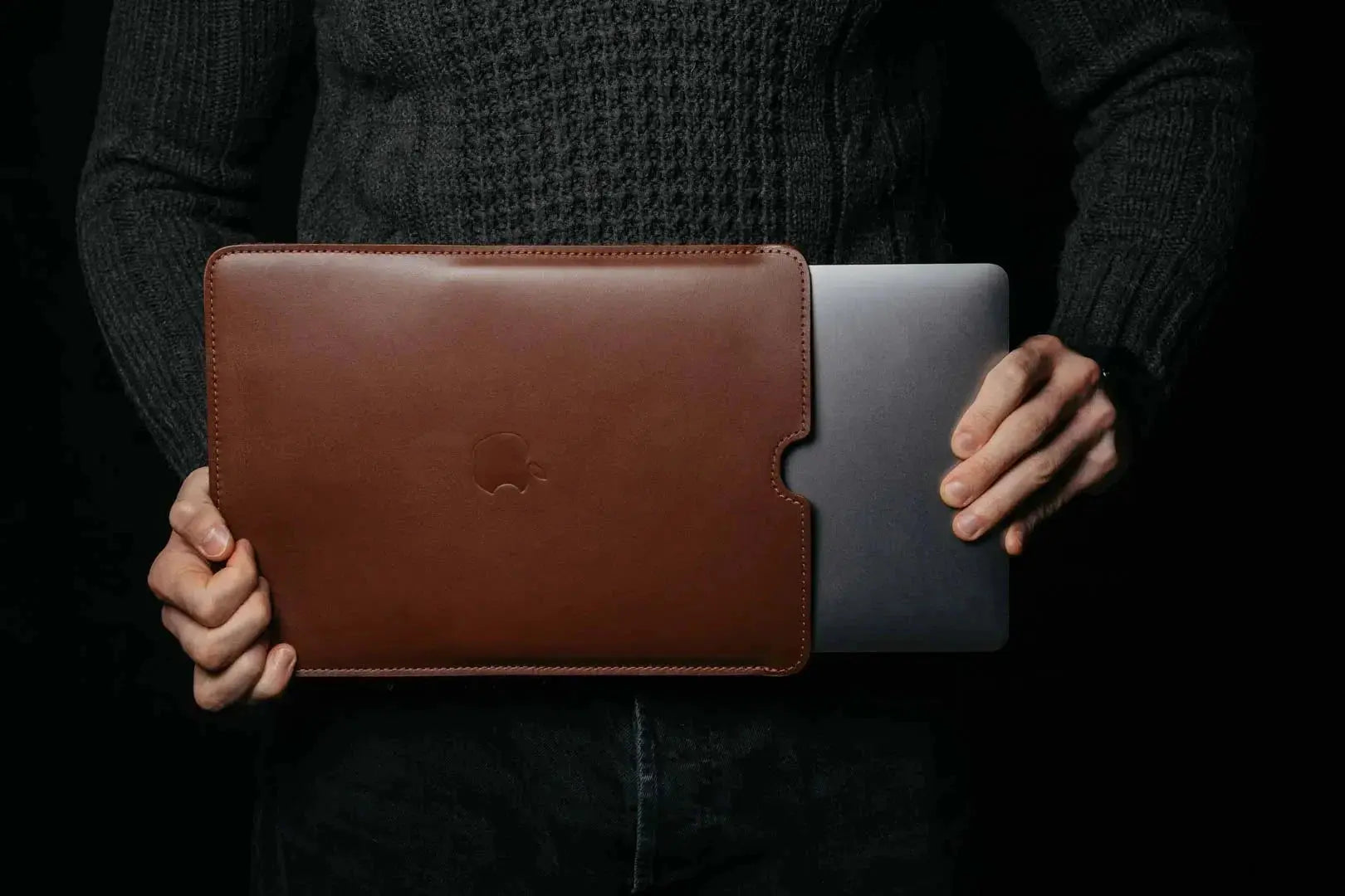 Тонкий шкіряний чохол для MacBook та iPad із повстяною підкладкою | FlatCase, фото 23 — Skin&Skin