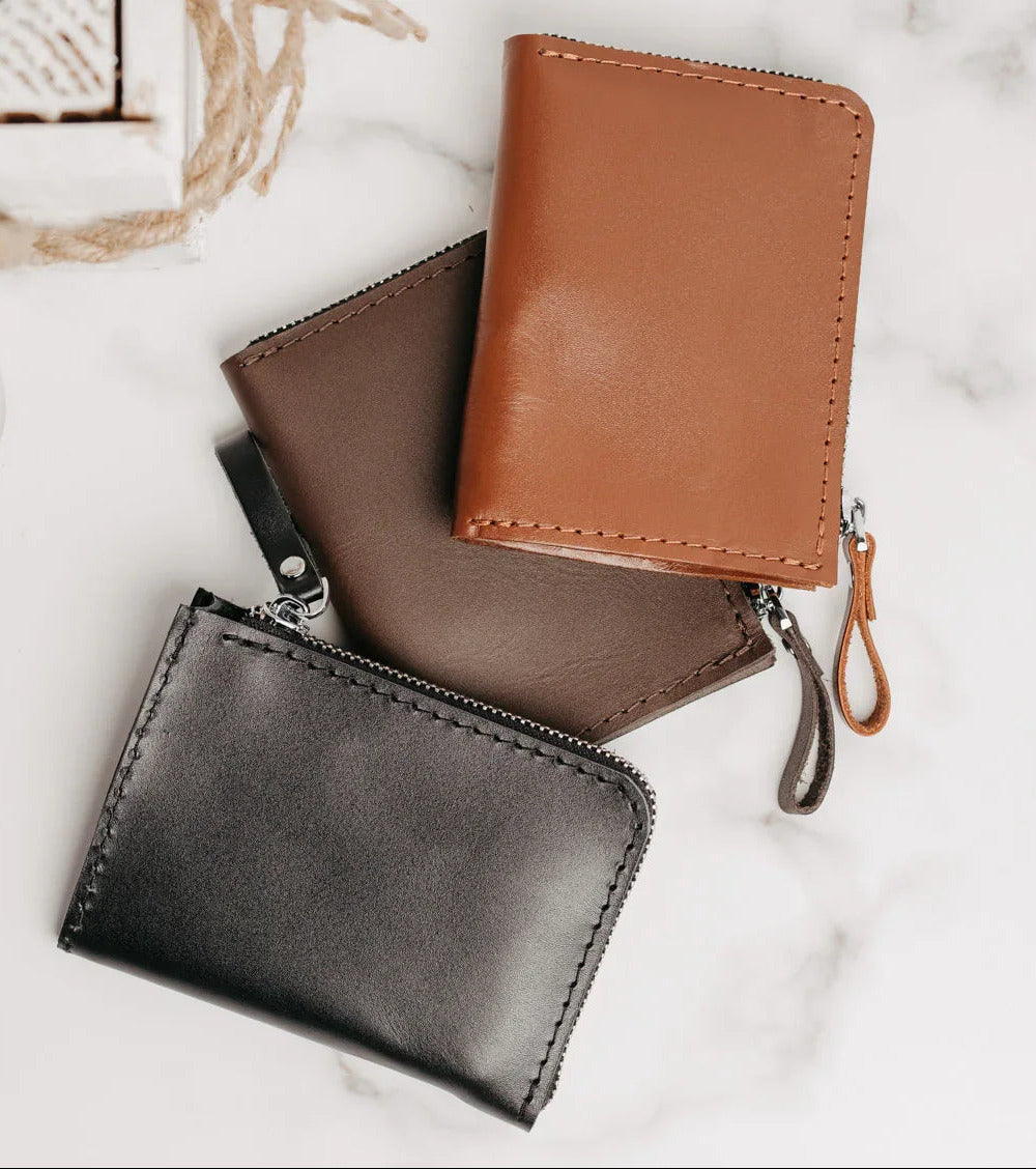 Маленький шкіряний гаманець на блискавці