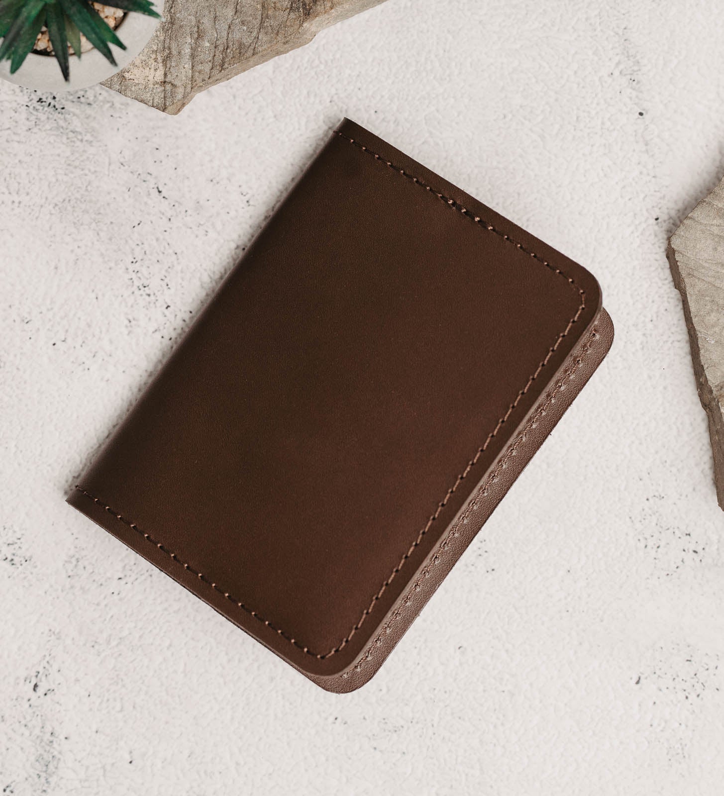 Шкіряна обкладинка для паспорта