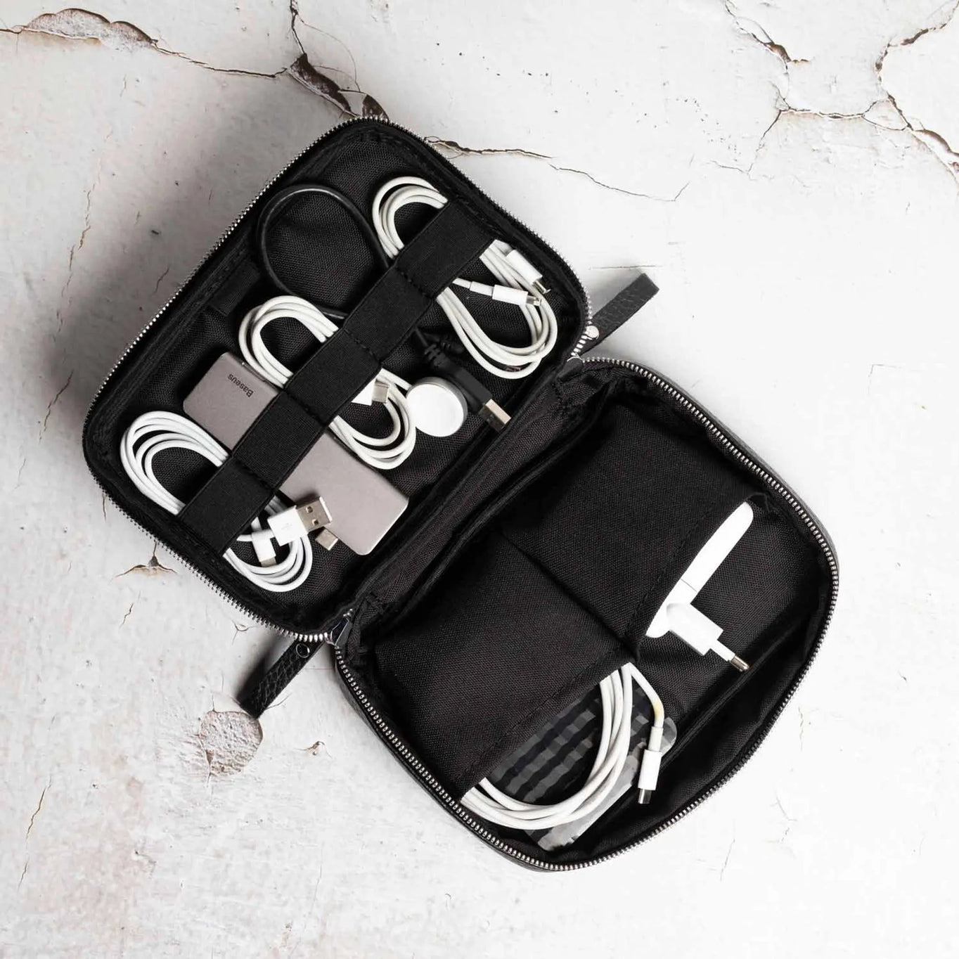 Leather Tech Organizer for Daily Use | Grainy Black - Skin and Skin