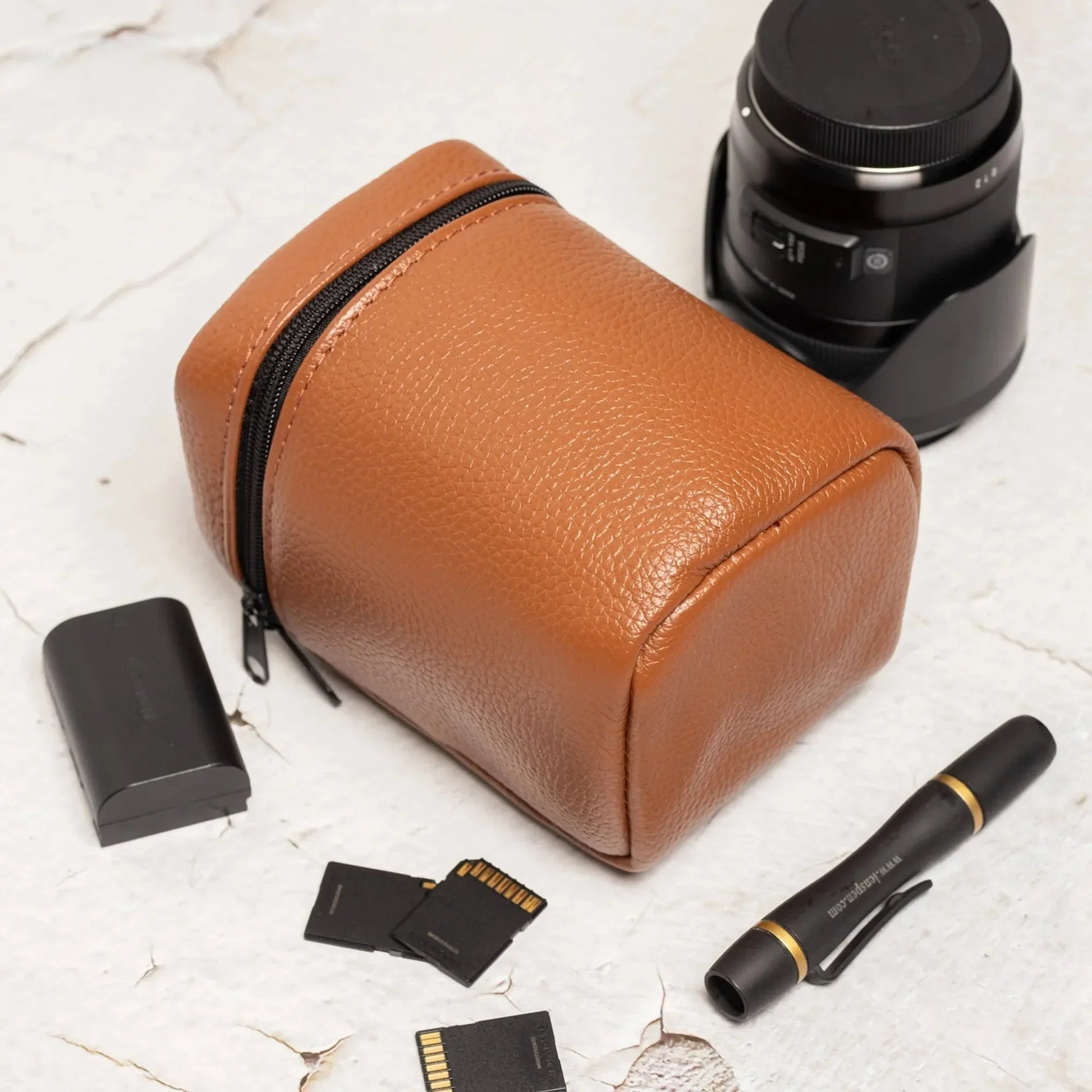 Full-Grain Leather Camera Lens Case | Cognac - Skin and Skin