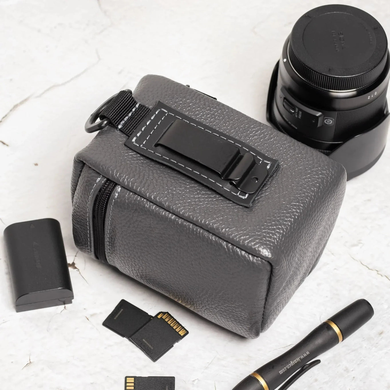 Full-Grain Leather Camera Lens Case | Smoky Grey - Skin and Skin
