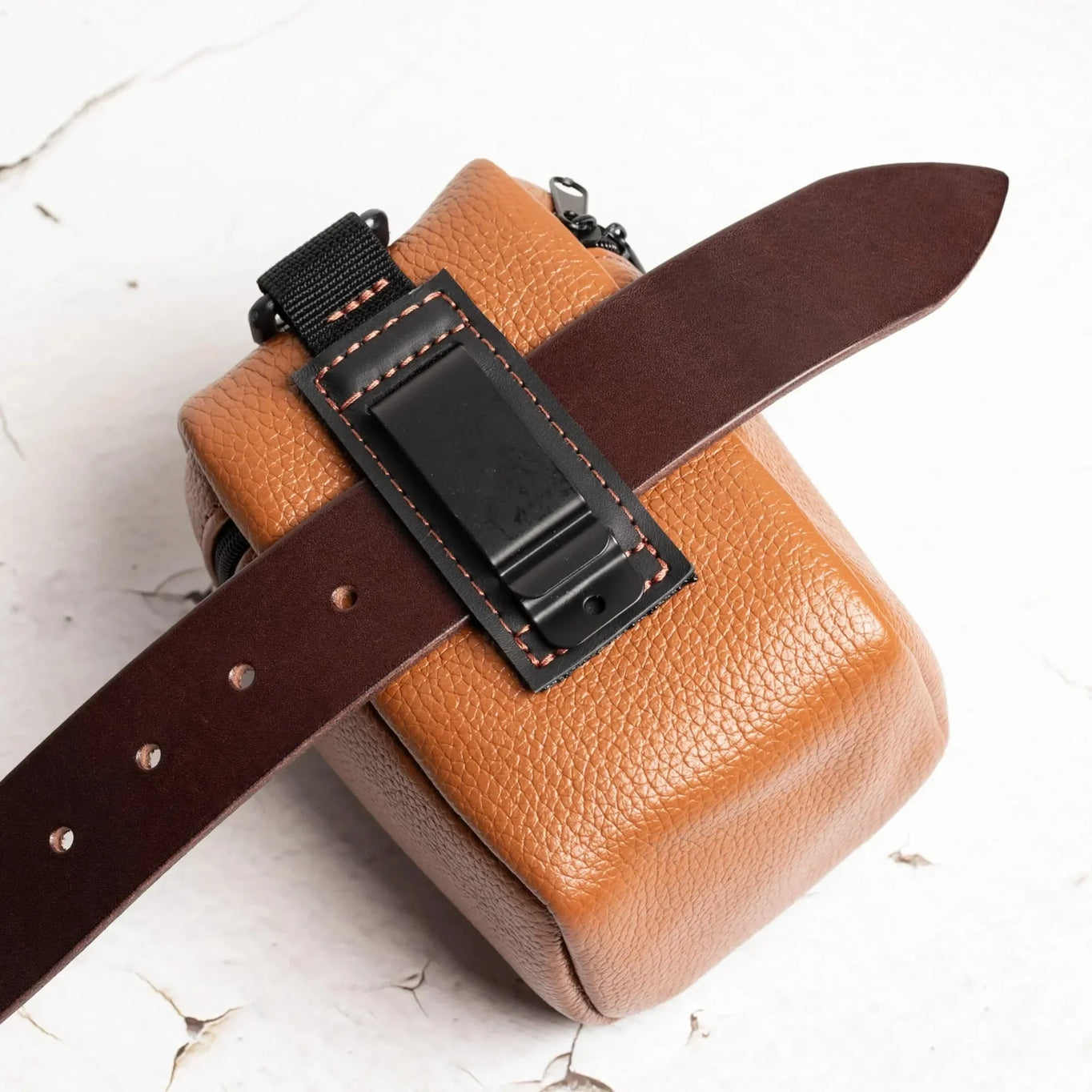 Full-Grain Leather Camera Lens Case | Cognac - Skin and Skin