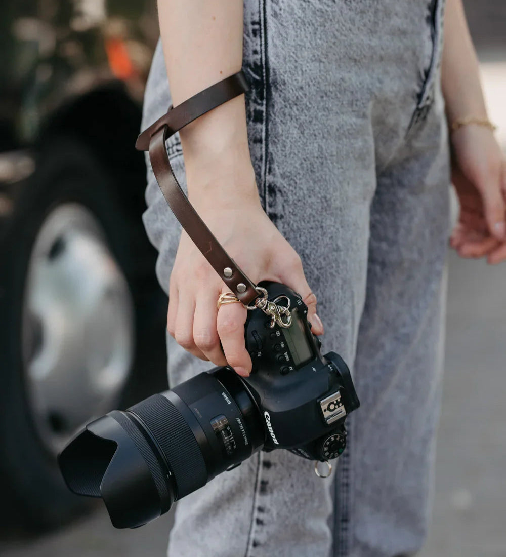 Ремінь на зап'ястя з преміальної реміної шкіри