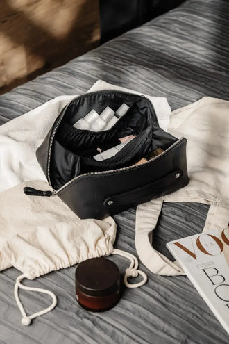 Містка жіноча косметичка BeautyBox з натуральної шкіри Crazy Horse, фото 17 — Skin&Skin