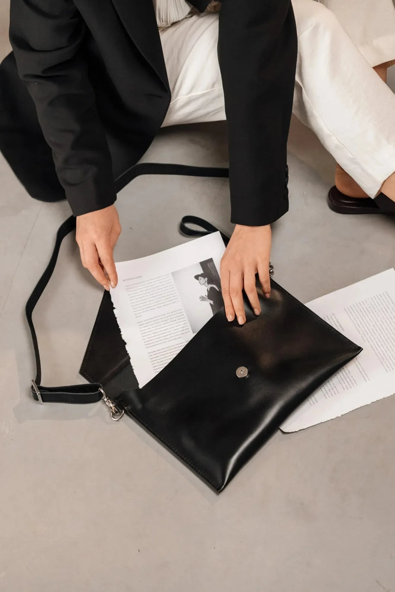 Leather Envelope Clutch - A4 | Smooth Black - Skin and Skin