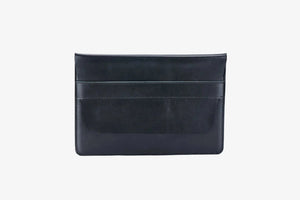 Matted Leather Sleeve for Macbook - All sizes | Black - Skin and Skin