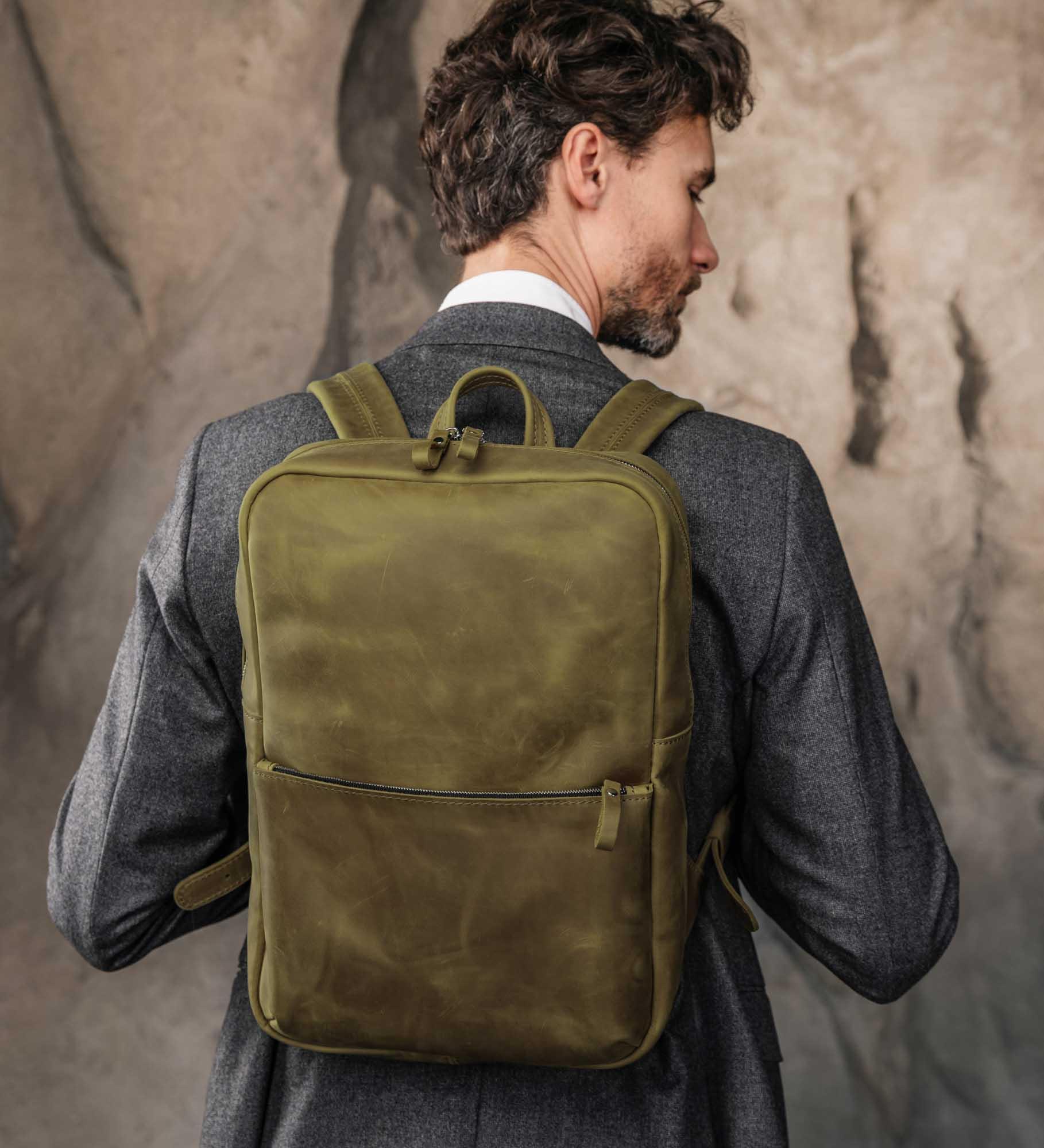 Матовий шкіряний рюкзак Nomad