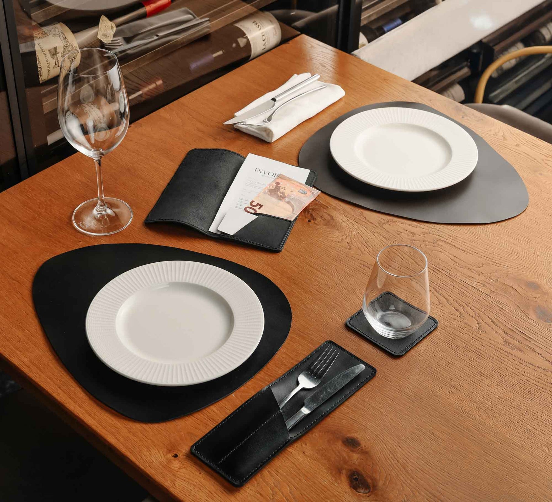 Розрахункова книжка з натуральної гладкої шкіри для HoReCa