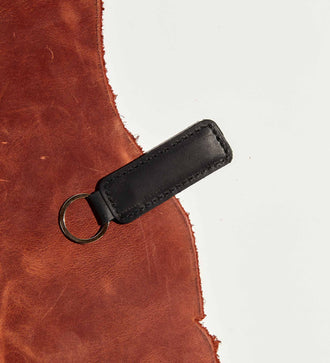 Брелок з натуральної вінтажної шкіри з іменним гравіюванням, фото 3 — Skin&Skin