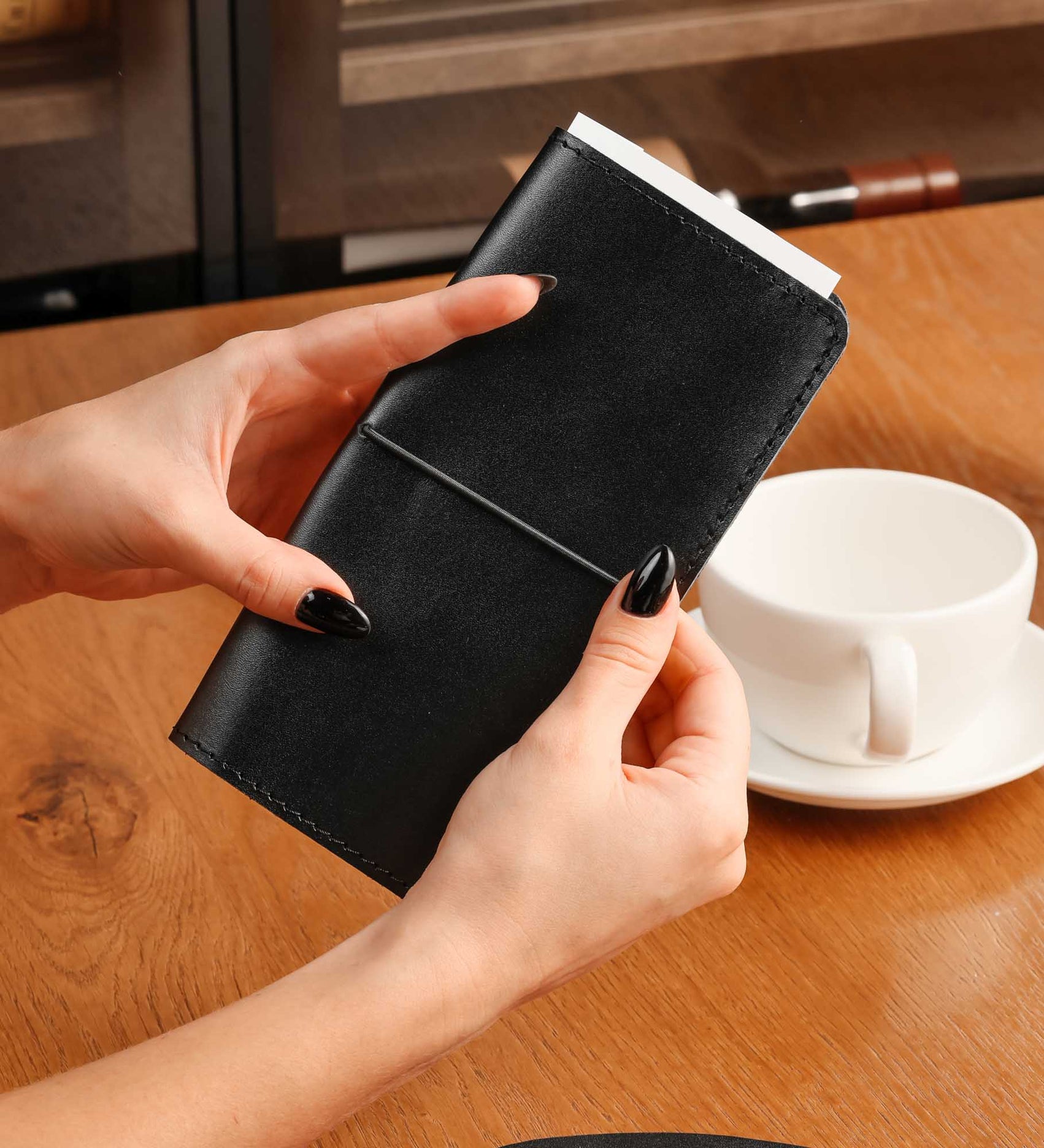 Розрахункова книжка з натуральної гладкої шкіри для HoReCa