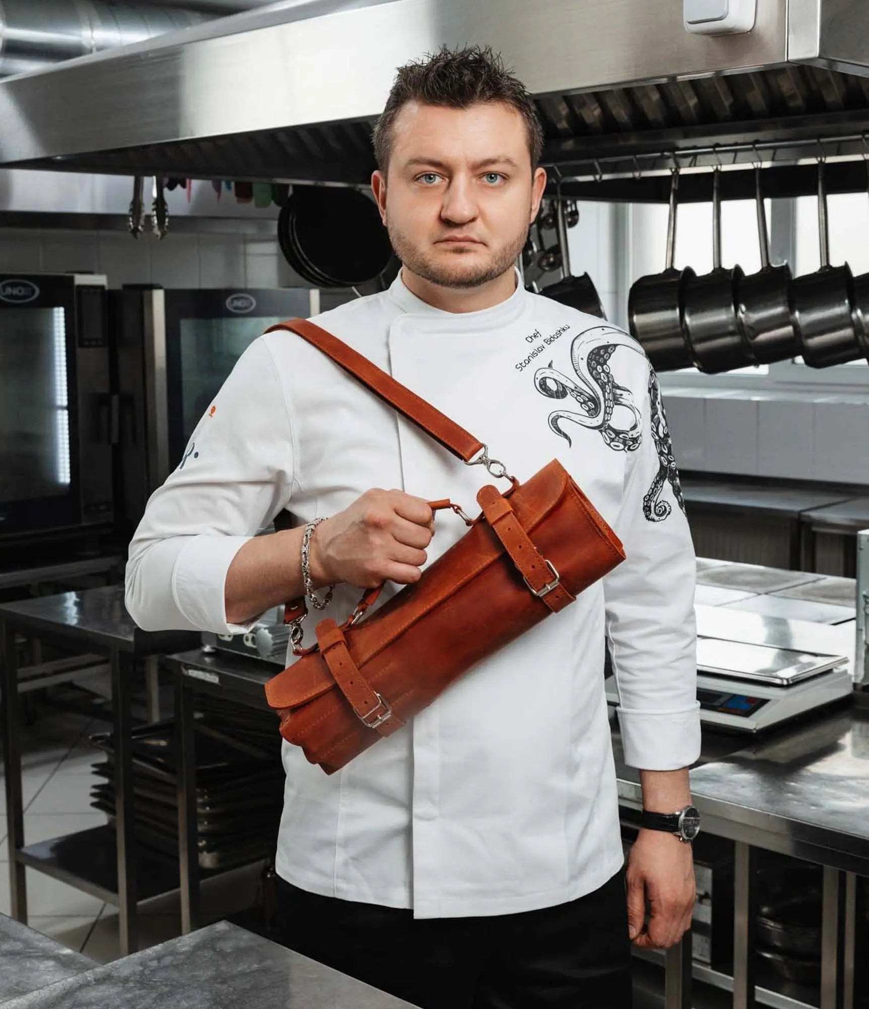 Кожаный ролл для кухонных ножей из матовой кожи