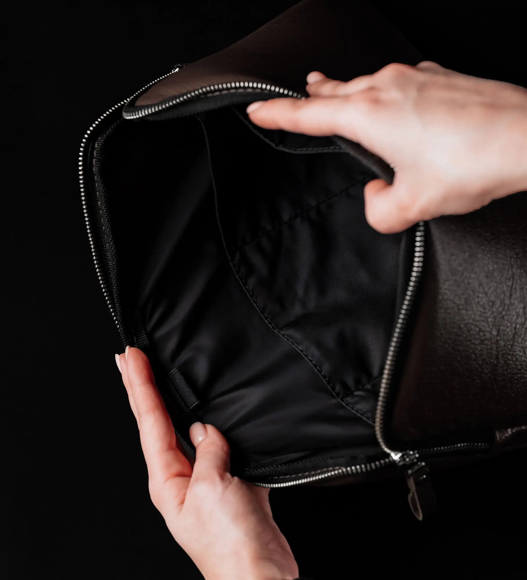 Папка-органайзер для ноутбука на блискавці із зернистої шкіри 14"/16"| Zipcase, фото 36 — Skin&Skin
