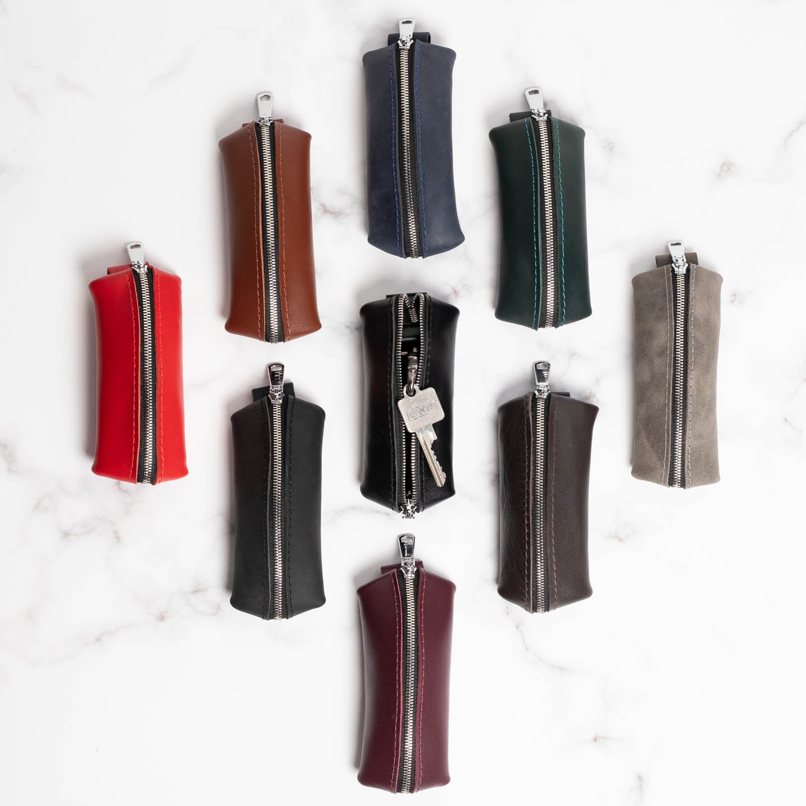 Шкіряна ключниця з блискавкою