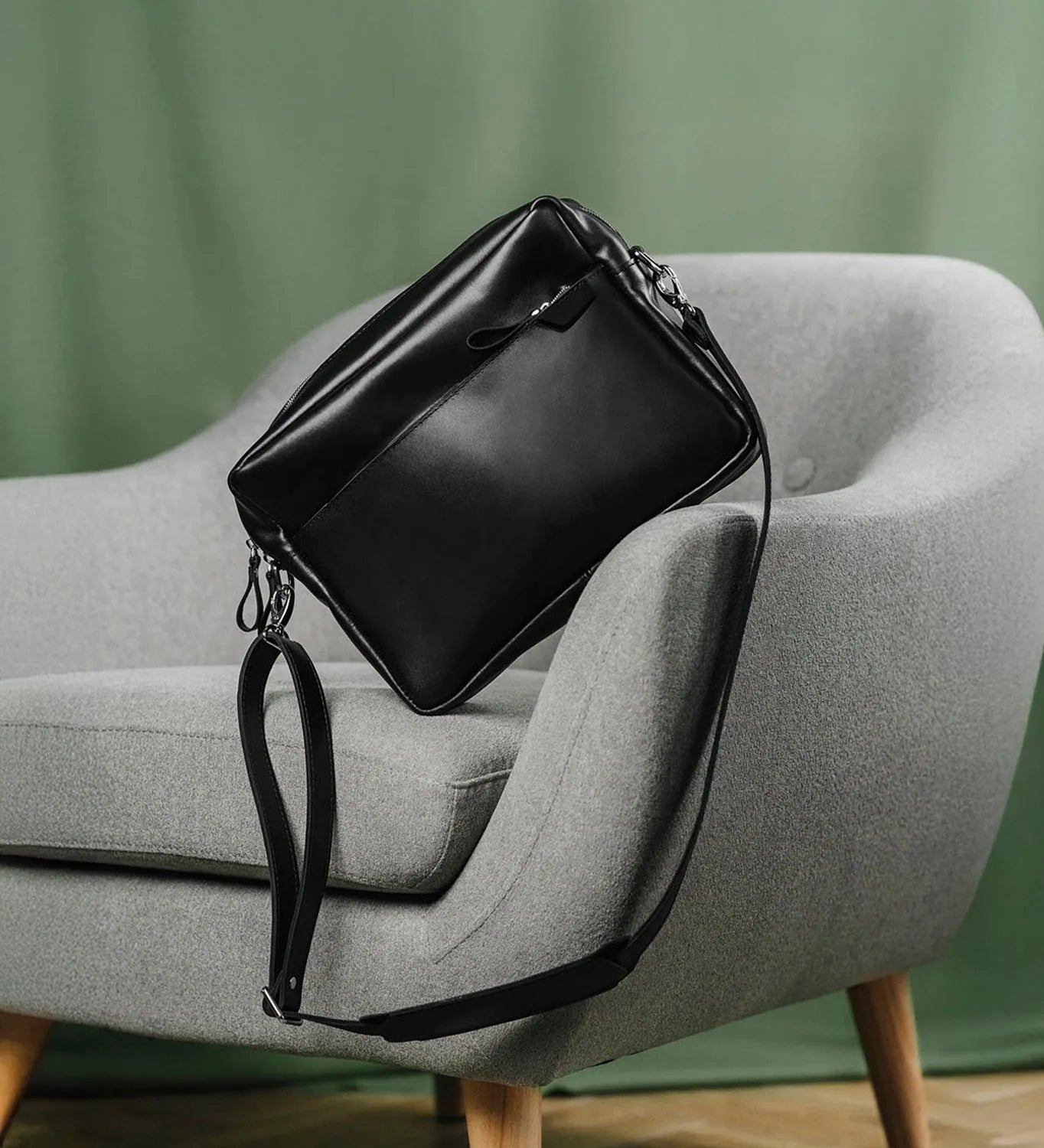 Шкіряна сумка-месенджер з блискавкою | Squad