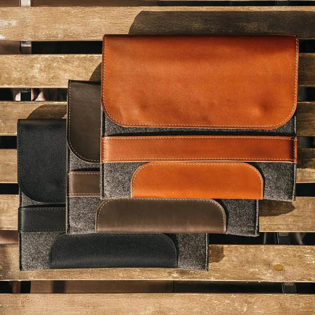Чохол для MacBook із гладкої шкіри та повсті | Holder — Skin&Skin